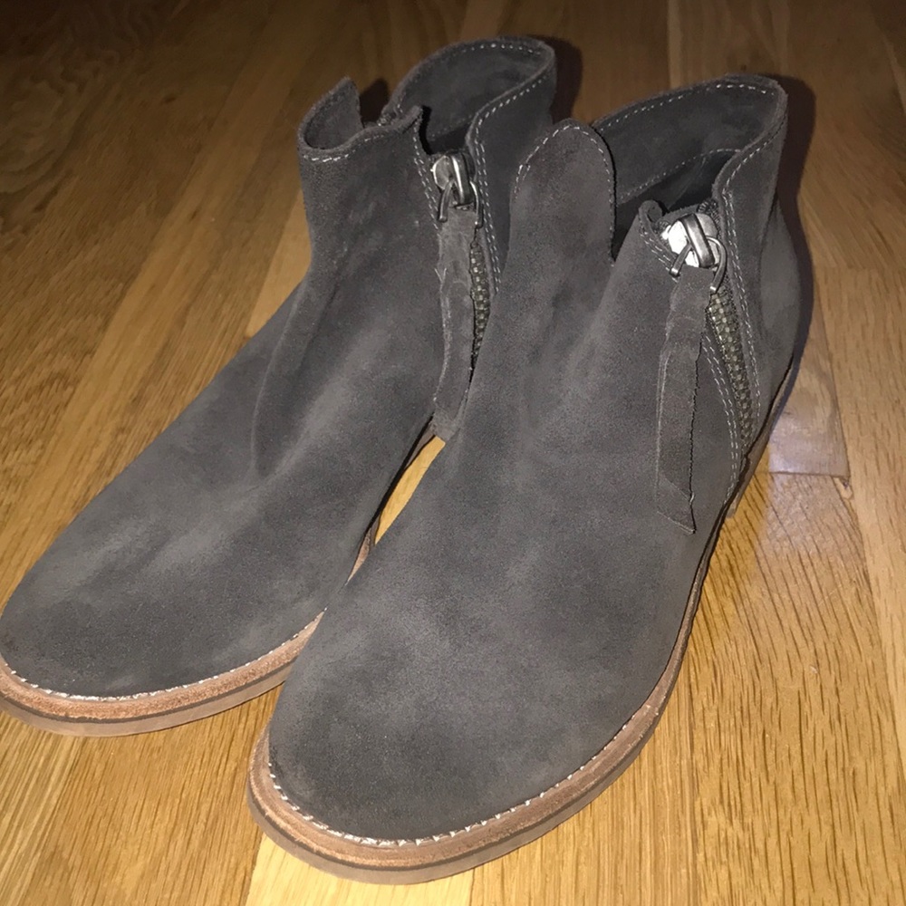 Dolce vita booties